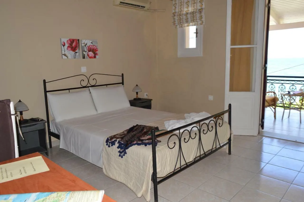 Vanessa Studios Poros  0*, Poros (Kefalonia) Greece