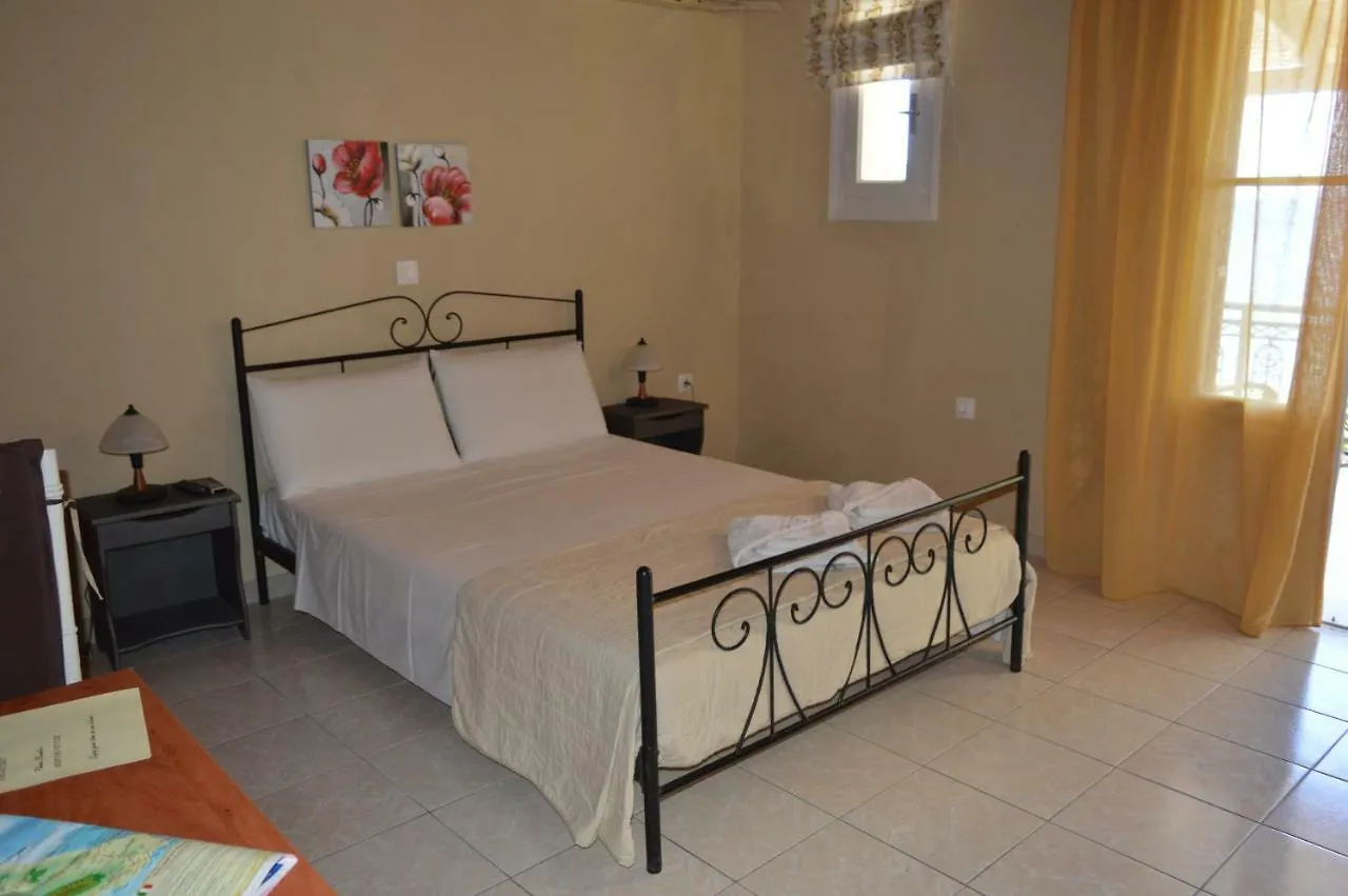 Vanessa Studios Poros  Poros (Kefalonia)