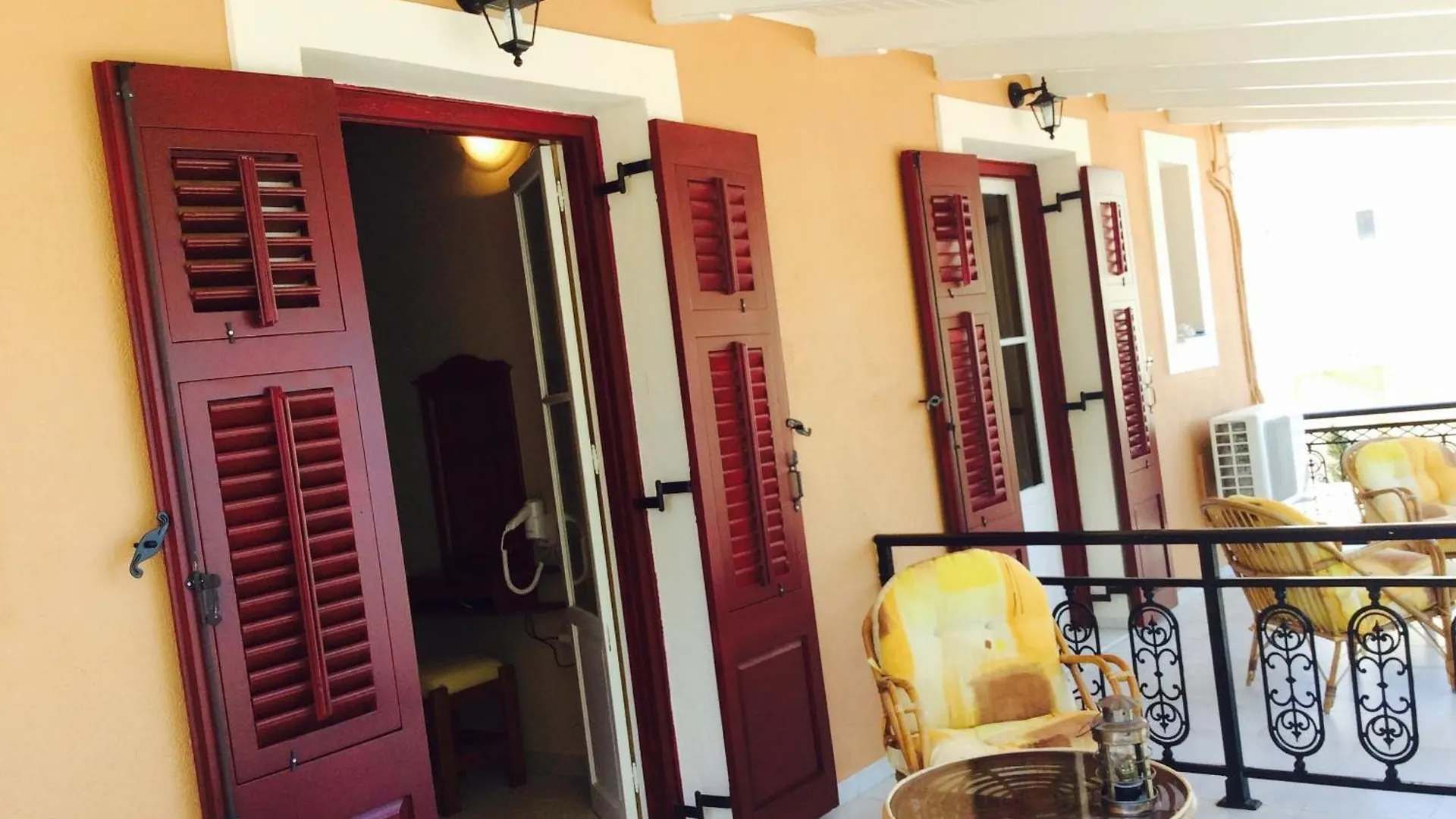 Apartment Vanessa Studios Poros