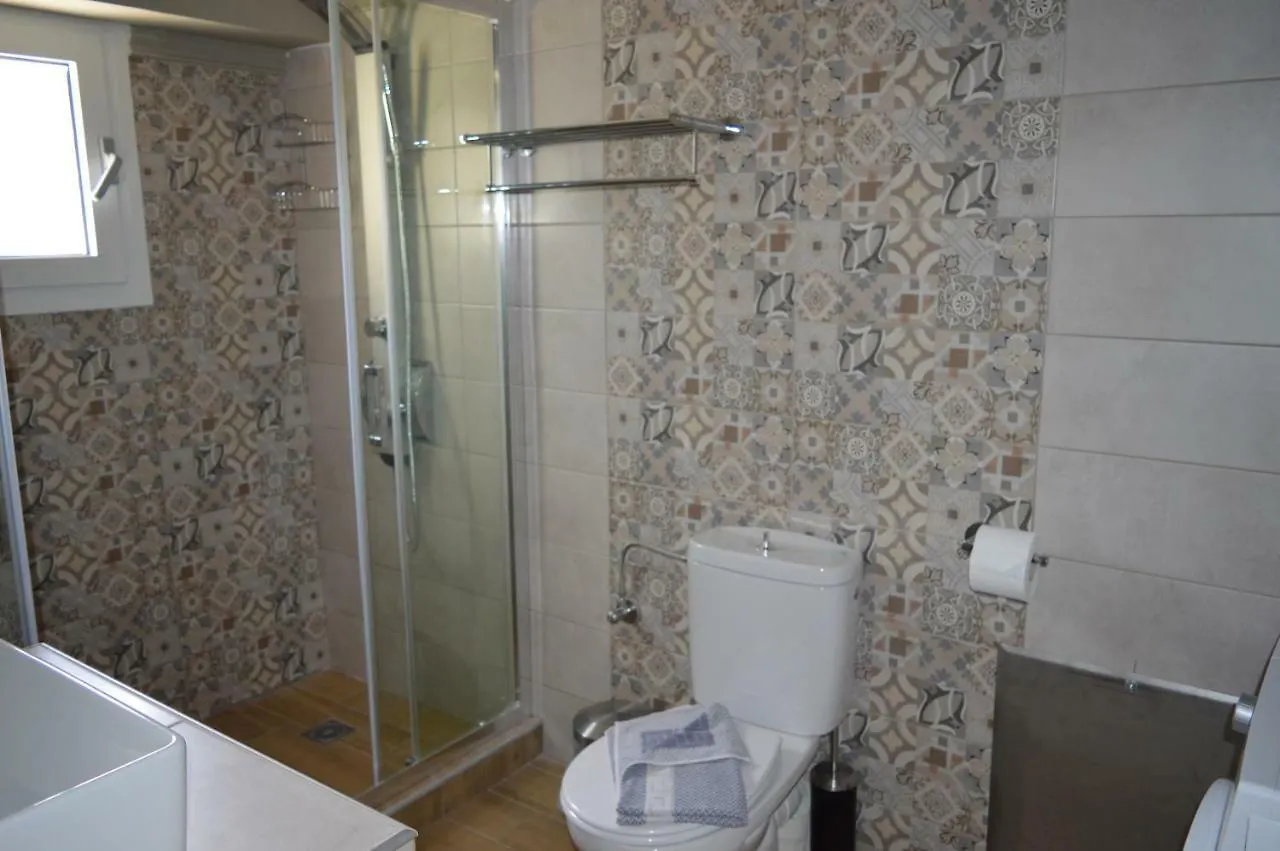 Vanessa Studios Poros  0*, Poros (Kefalonia) Greece